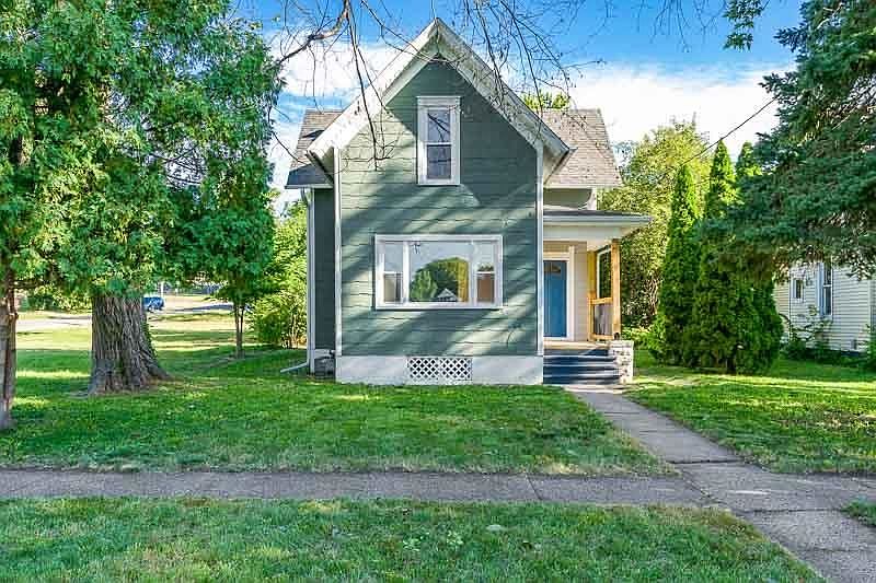 1st image of 1608 6th Ave
