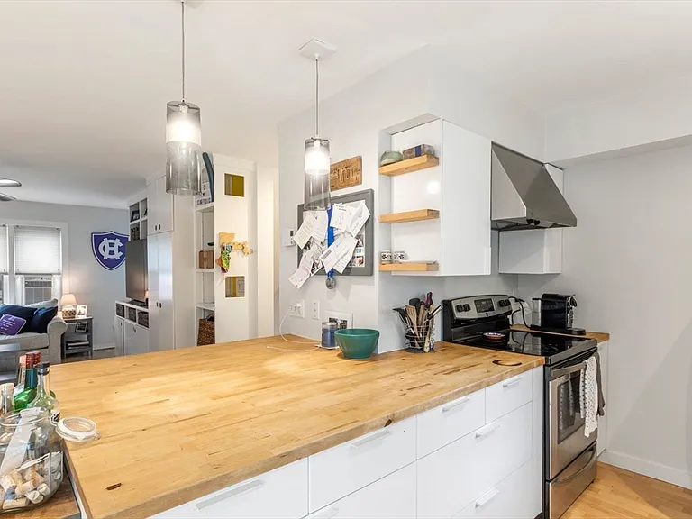 63 Bolton St #63 — Photo 9