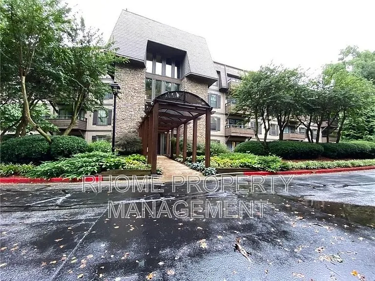1418 Highland Bluff Dr SE — Photo 19