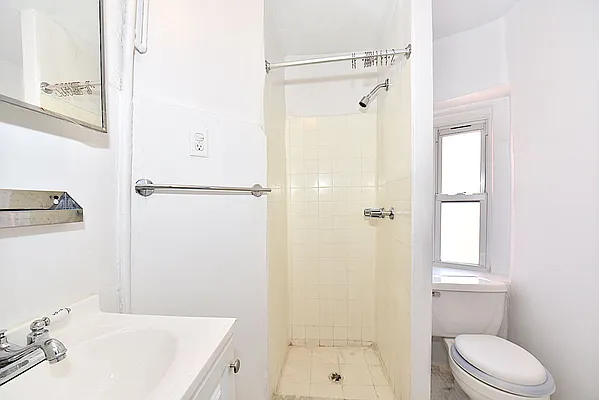 Rented by Keller Williams NYC | media 48