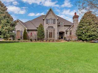 1013 Bridgestone Pl, Knoxville, TN 37919