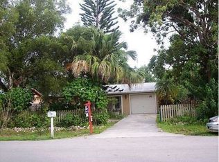 5326 Warren St, Naples, FL 34113