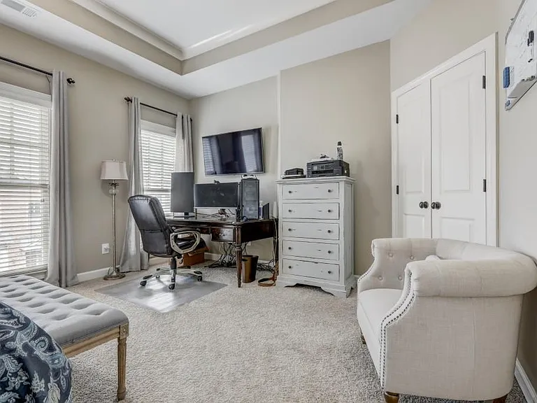 2114 W Village Xing SE — Photo 20