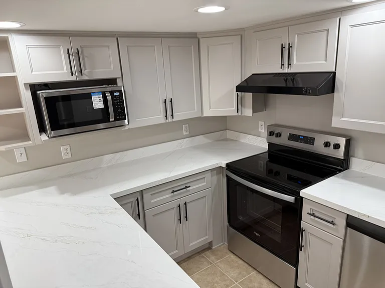 7610 Rainier Dr — Photo 9