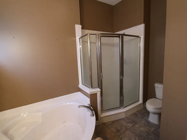 6955 Parkbrook Ln — Photo 9