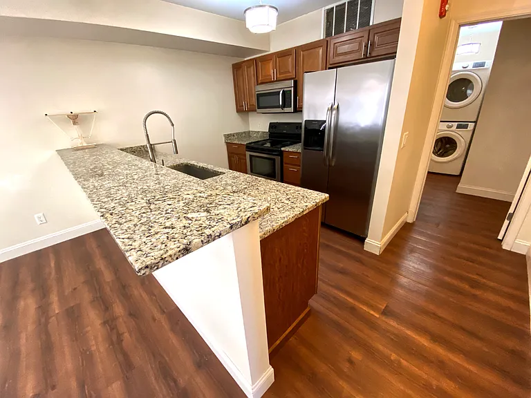 16 N Congress St #101 — Photo 4