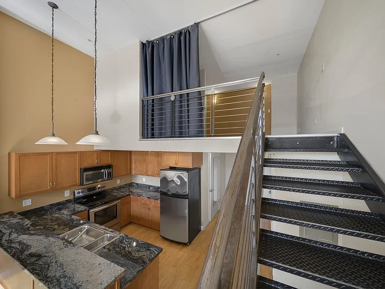 2900 22nd St #2 — Photo 15