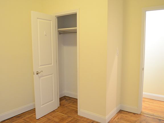 4th image of 1137 President St APT 1A