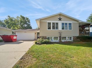 1901 Estella St, Perry, IA 50220