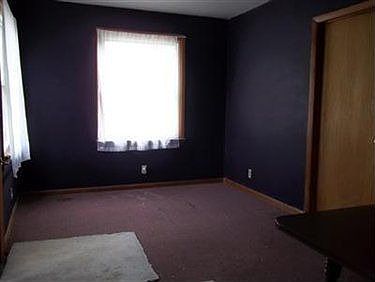 5th image of 1616 Fremont Ave NE