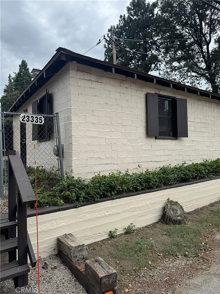 Studio, 300 sqft, $1,175 — Photo 4