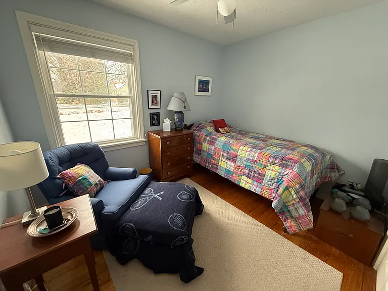 509 Cedarbrooke Ln — Photo 5