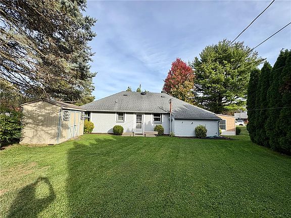 4th image of 3202 Aberdeen Cir