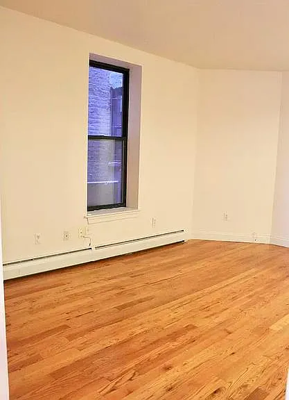 300 W 112th St #2D — Photo 4