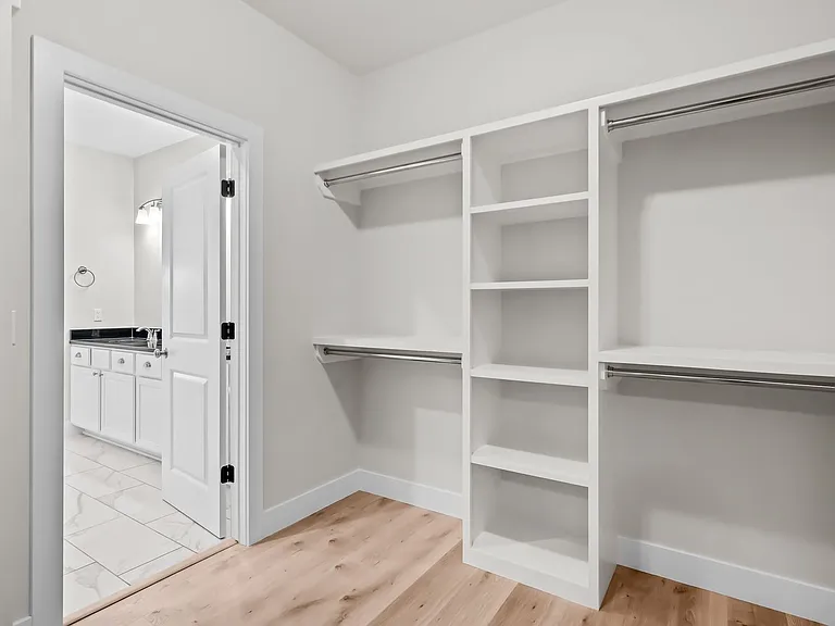 2205 W Mason Pl — Photo 20