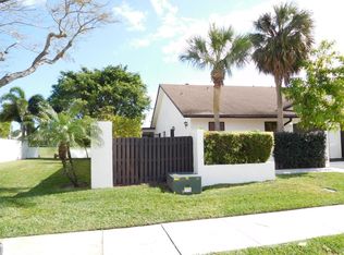 451 SW 28th Ave, Delray Beach, FL 33445