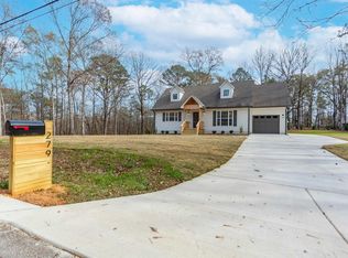 279 Mays Bend Dr, Pell City, AL 35128