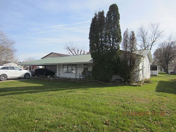 2nd image of 2207 Garfield St