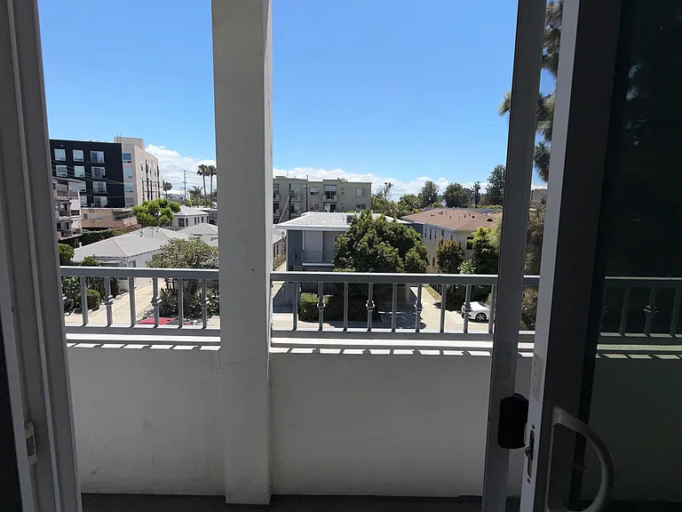 3317 Bagley Ave #5 — Photo 37