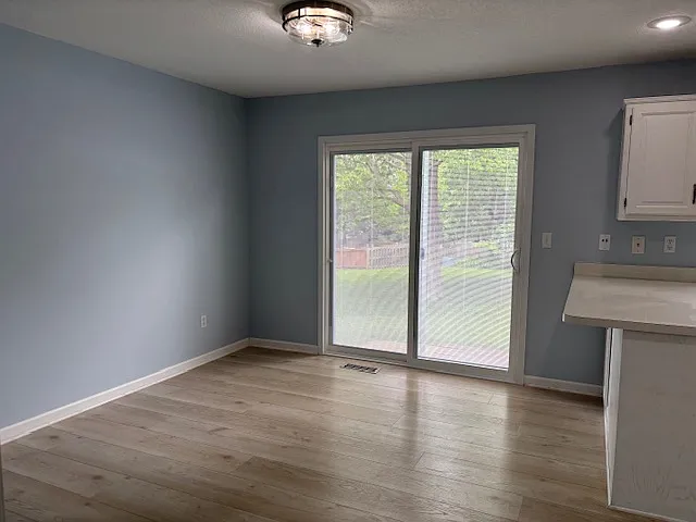 Dining area/patio door