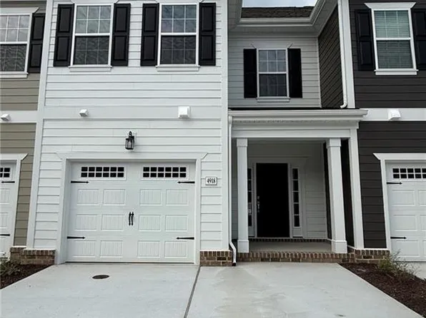 4918 Apricot Way, Chesapeake, VA 23321