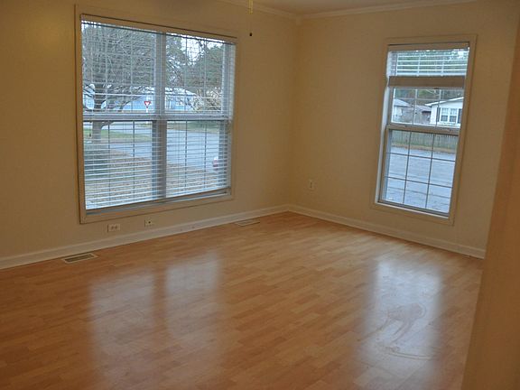 3rd image of 1108 Misty Harbor Ct