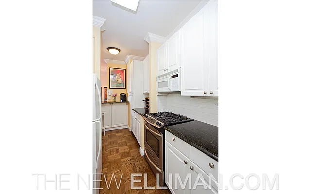 Sold by Douglas Elliman | media 17