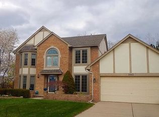 1642 Merriweather Dr, Troy, MI 48085