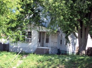 4021 11th St, Rock Island, IL