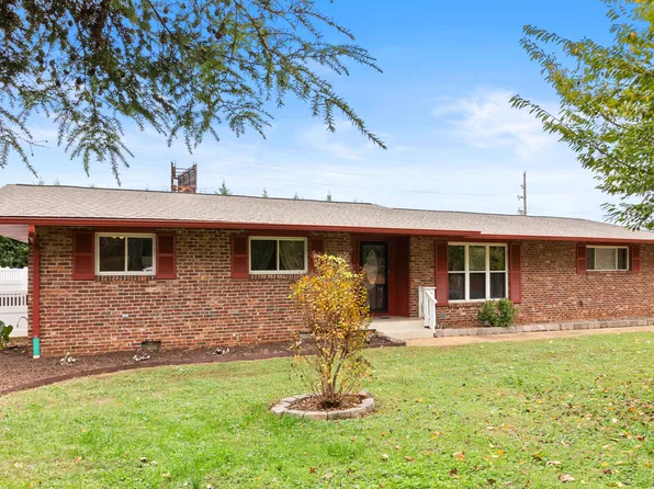 1635 Green Hill Dr, Hixson, TN 37343
