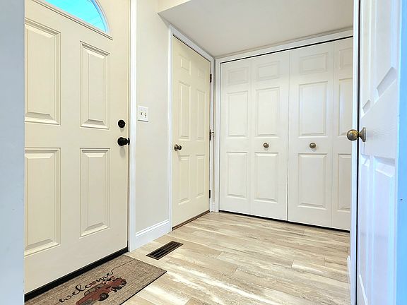 3rd image of 19368 Bradford Ct #10