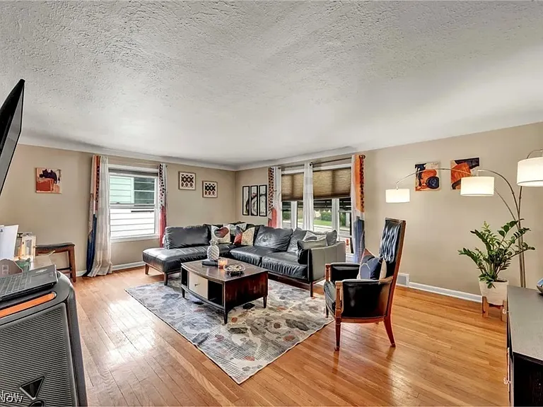 9309 Garfield Blvd — Photo 7