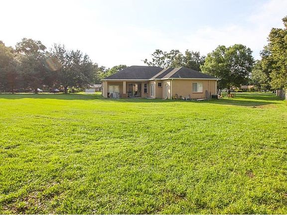 5th image of 1911 Meadowridge Dr