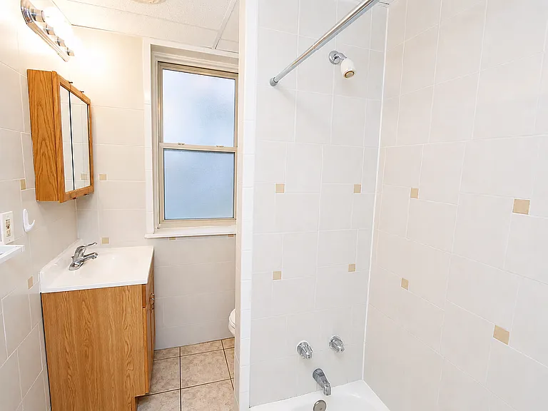 326 Melwood Ave — Photo 7
