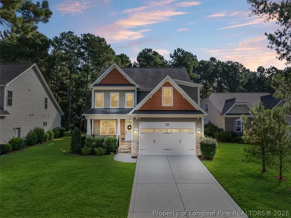 135 Valley Stream Rd, Spring Lake, NC 28390