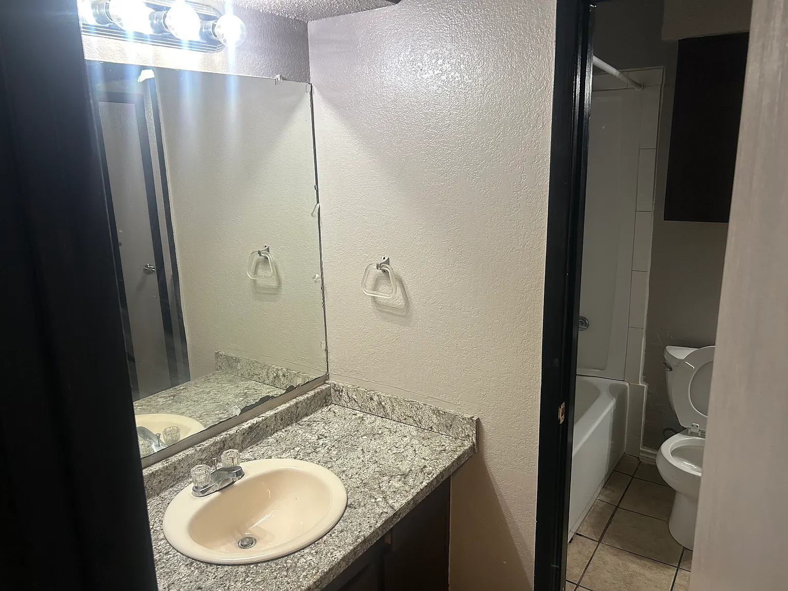 2 bed, 1823 sqft, $1,550 — Photo 4