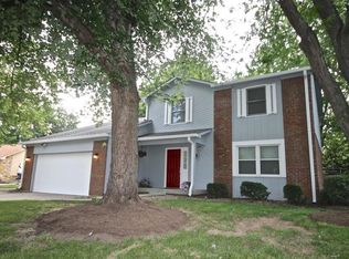 688 Covered Bridge Rd, Greenwood, IN 46142