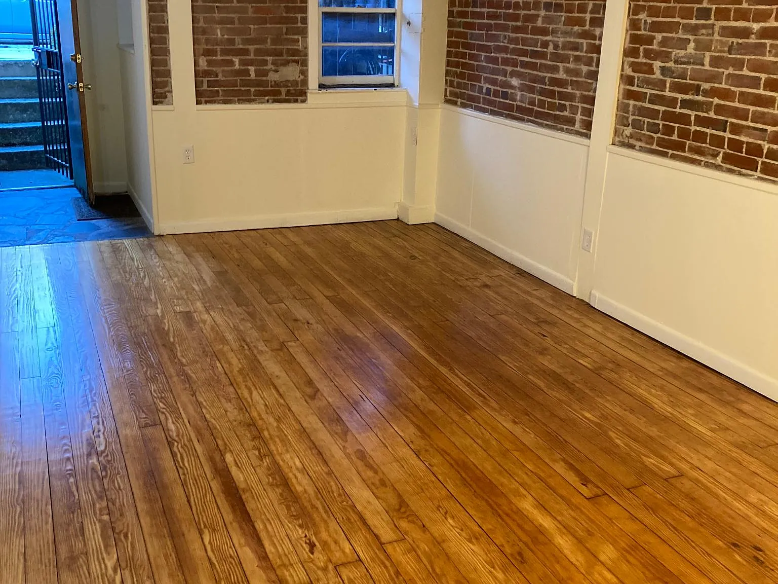 Studio, 650 sqft, $1,795 — Photo 4