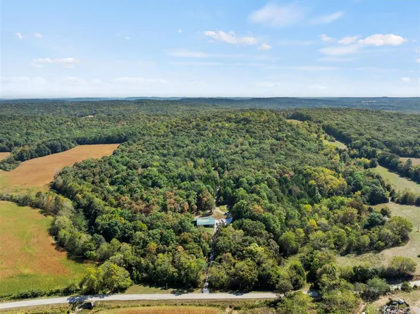 6077 Sandy Creek Rd, Lewisburg, KY 42256