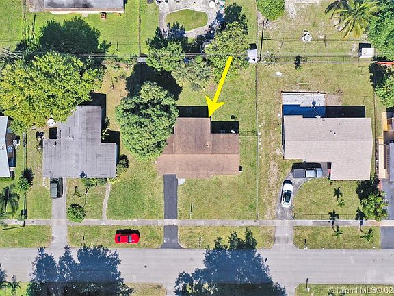 2nd image of 3431 NW 5th Pl
