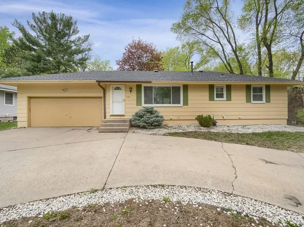 7516 Arthur St NE, Fridley, MN 55432