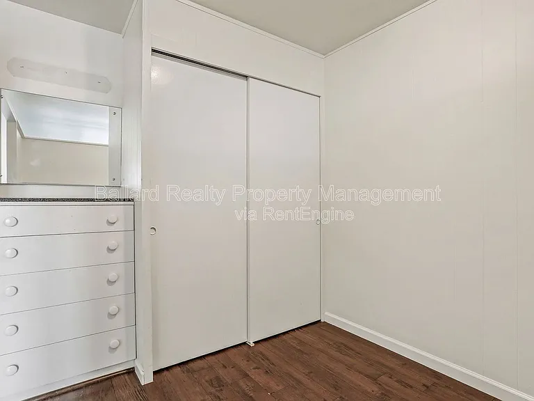 9030 Greenwood Ave N #106 — Photo 9