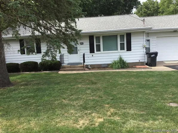 1008 W Clinton Ave, Monmouth, IL 61462