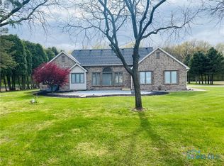 8841 Henry Lucas Rd, Grand Rapids, OH 43522