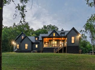 2320 Stephens Rd, Columbia, TN 38401