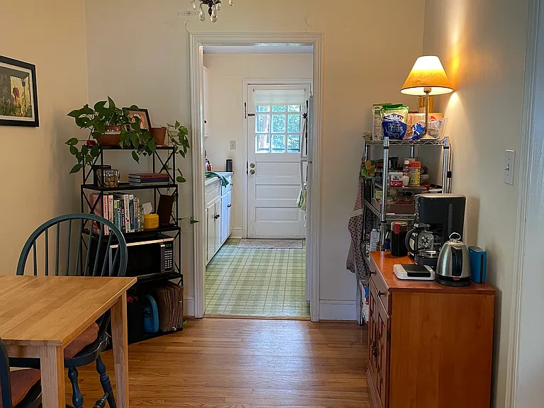 1810 Hillcrest Dr — Photo 8