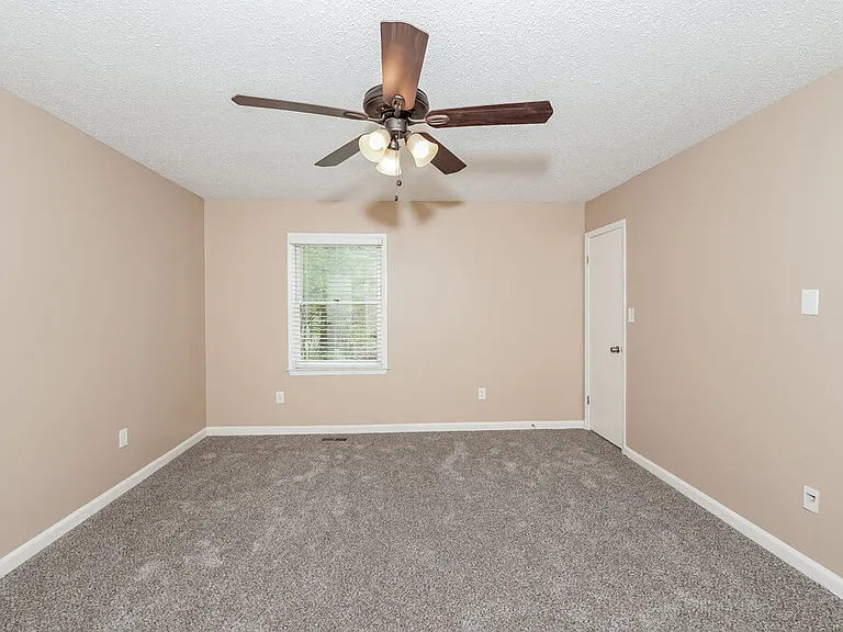 2790 Stevens Creek Rd — Photo 12