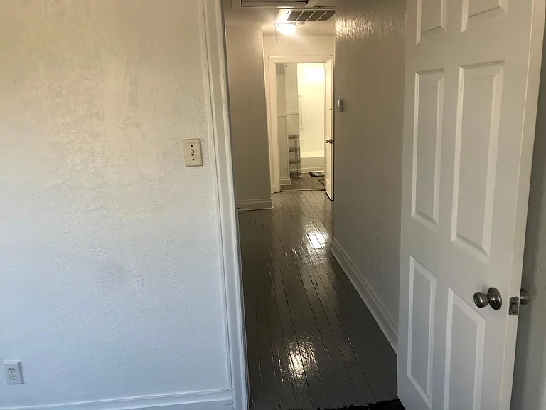 801 Aron St — Photo 32