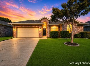3433 Mayflower Ct, Arlington, TX 76014