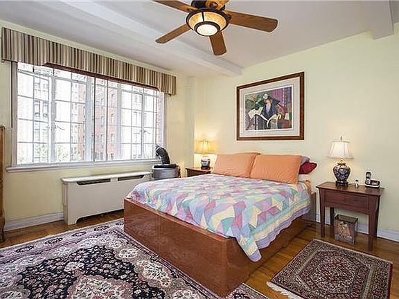 5th image of 324 41st St #602C